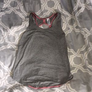 Girl’s Gray ivivva Top